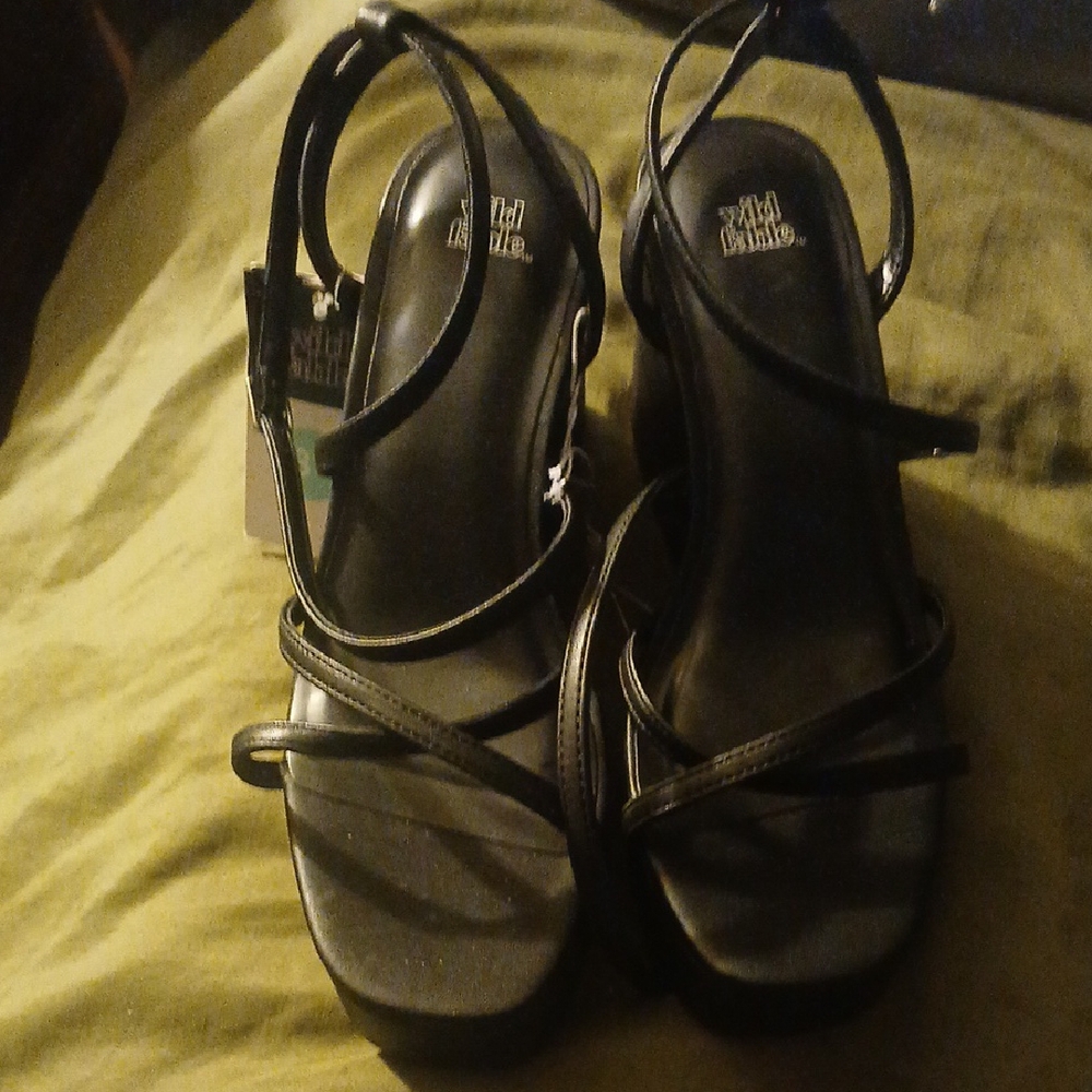 Wild Fable Black Strappy Sandals